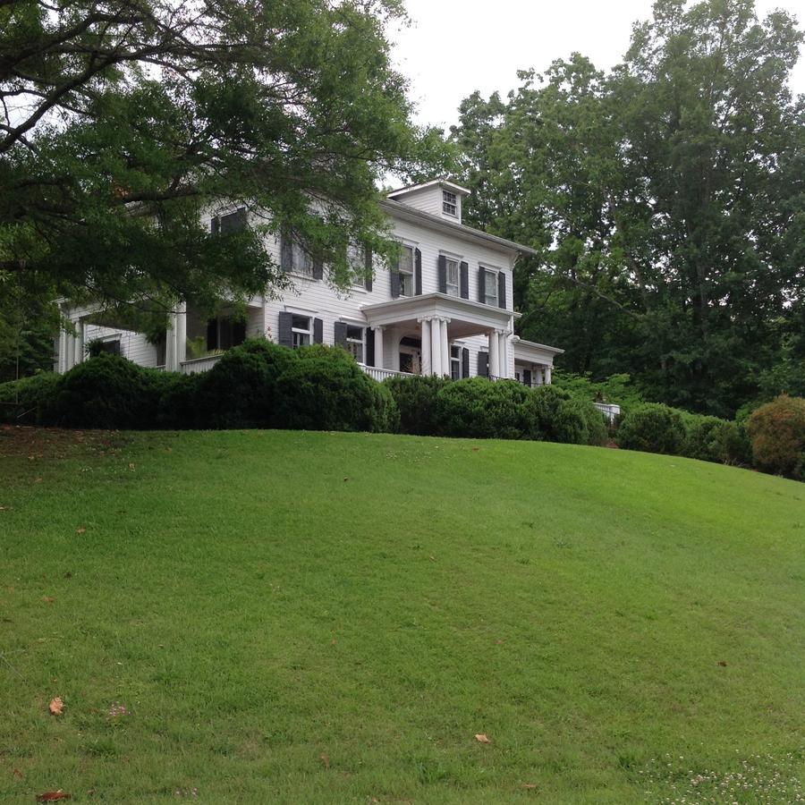 Springwood Inn Anniston Extérieur photo